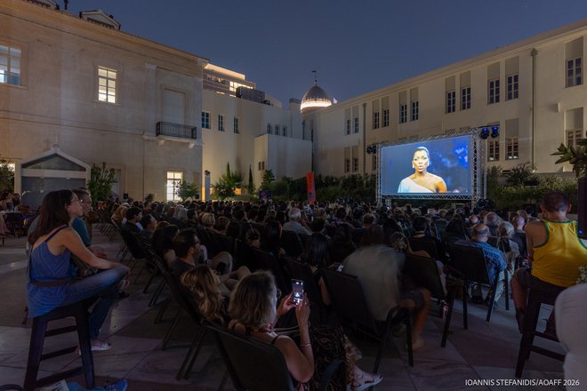 16 AOAFF powered by ΔΕΗ: Μία «Ντίβα» χάρισε μια μαγική κινηματογραφική νύχτα στη Στοά Culture