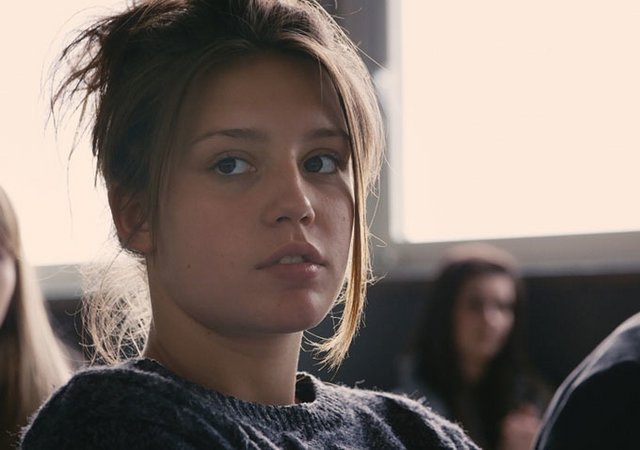 «Die Alive» Αντέλ Εξαρχόπουλος και Ζόι Κράβιτζ μαζί σε ταινία της Apple «Die Alive» Αντέλ Εξαρχόπουλος και Ζόι Κράβιτζ μαζί σε ταινία της Apple