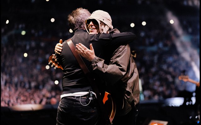 Oasis: Don't Look Back in Anger