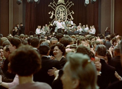 ΦΩΤΙΑ… ΠΥΡΟΣΒΕΣΤΕΣ | THE FIREMEN’S BALL