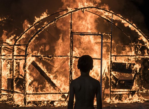 ΤΟ ΠΑΙΧΝΙΔΙ ΜΕ ΤΗ ΦΩΤΙΑ | BURNING